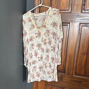 Floral Beige Blouse with Lace Trim